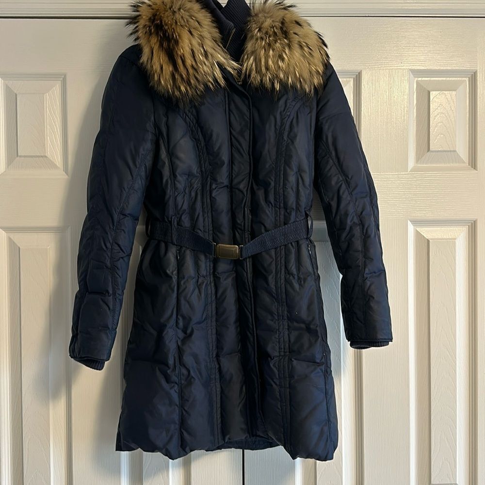 Andrew Marc Women’s Navy Blue Long Puffer Coat Hood Raccoon Fur Belted Waist XS